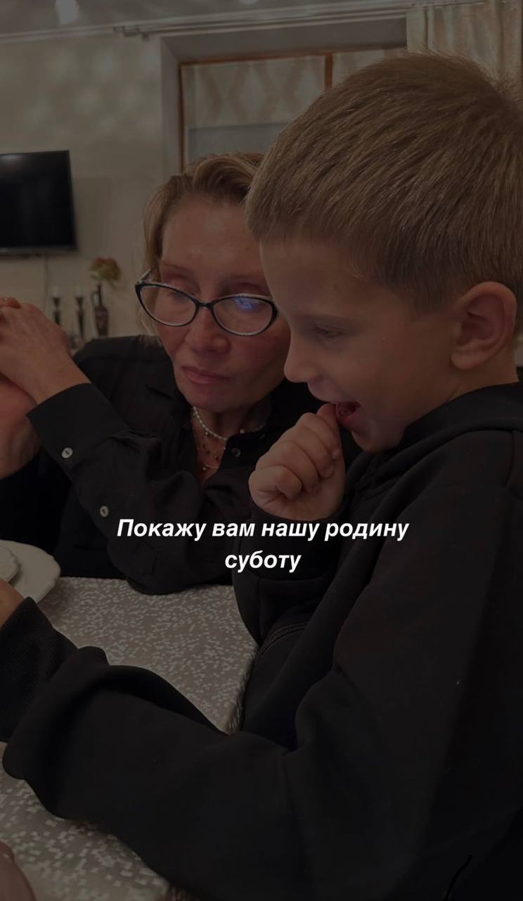 &quot;Многие лета&quot;. Катя Осадчая умилила сеть редким фото красавицы-бабушки